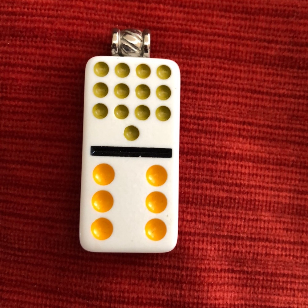 Pendant - Picture 2 of 3